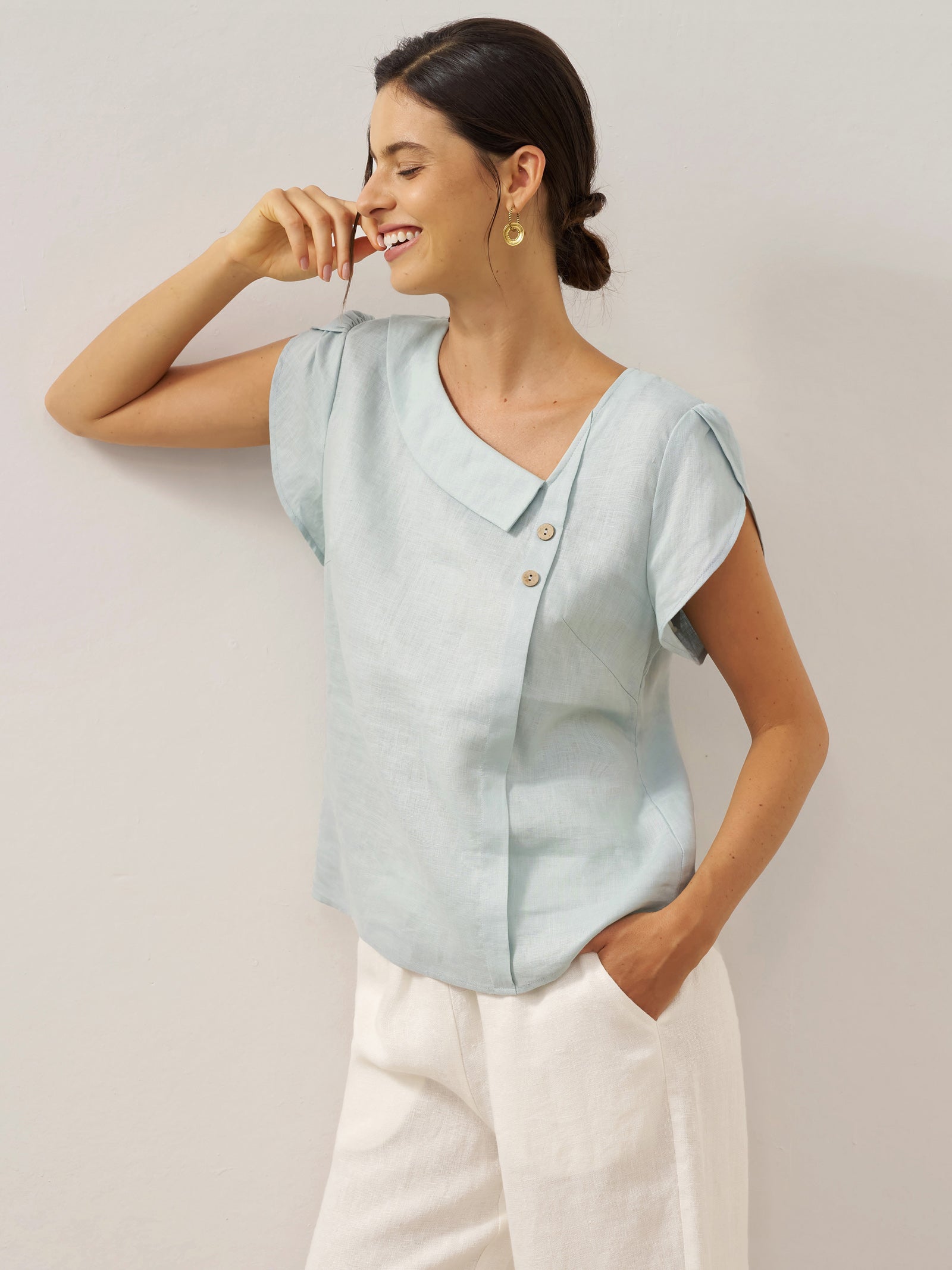 The Athletics Society | Women's Linen Flutter Sleeve Top - 16