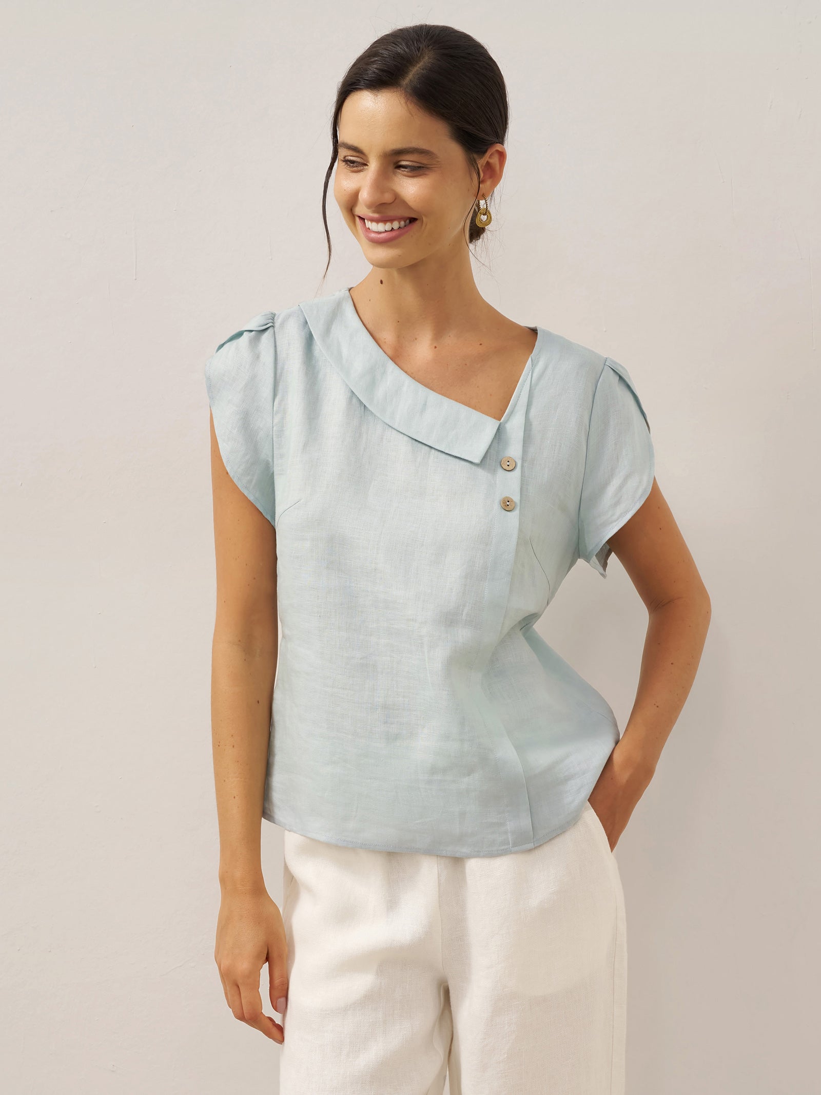 The Athletics Society | Women's Linen Flutter Sleeve Top - 11