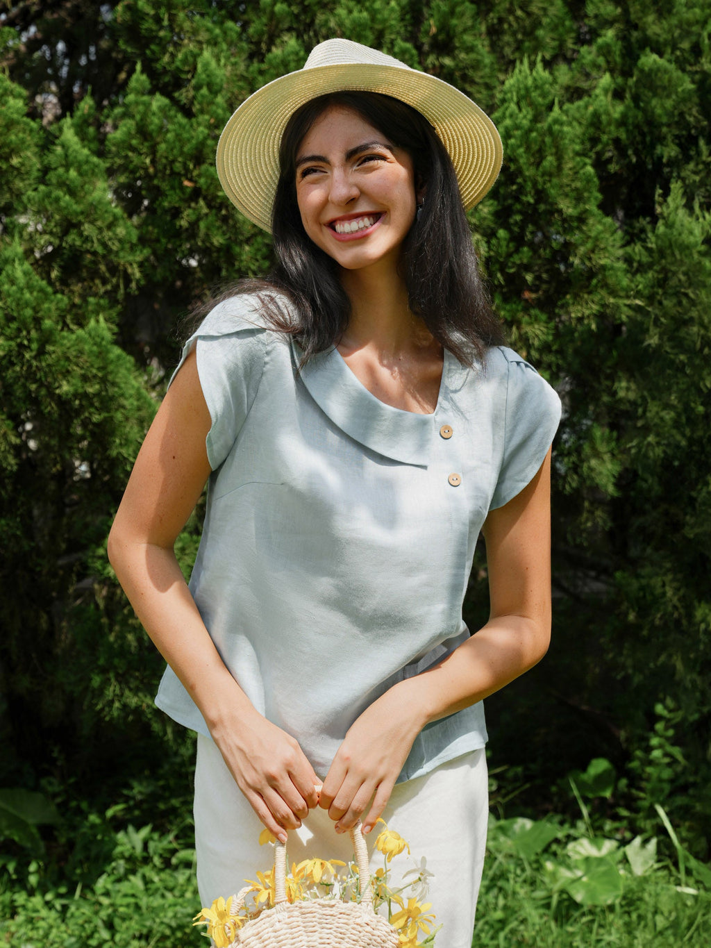 The Athletics Society | Women's Linen Flutter Sleeve Top - 12