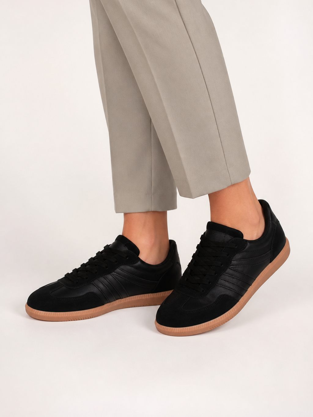 The Athletics Society | Women's Retro Low Top Sneakers